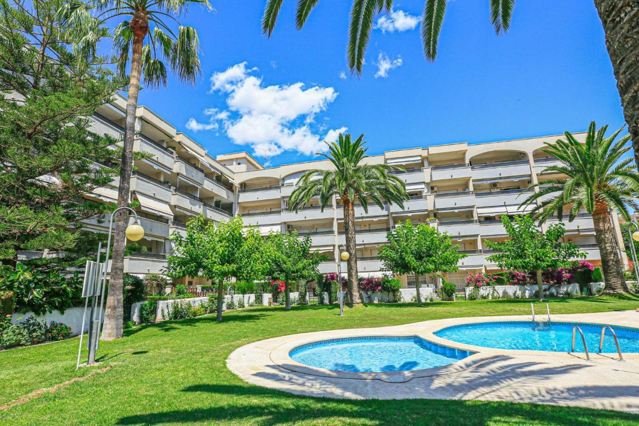 Regata Litoral Costa Dorada - Only Families Apartment Кембрилс Екстериор снимка