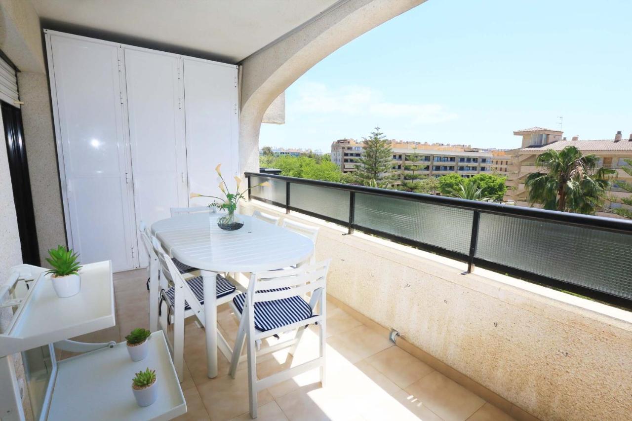 Regata Litoral Costa Dorada - Only Families Apartment Кембрилс Екстериор снимка