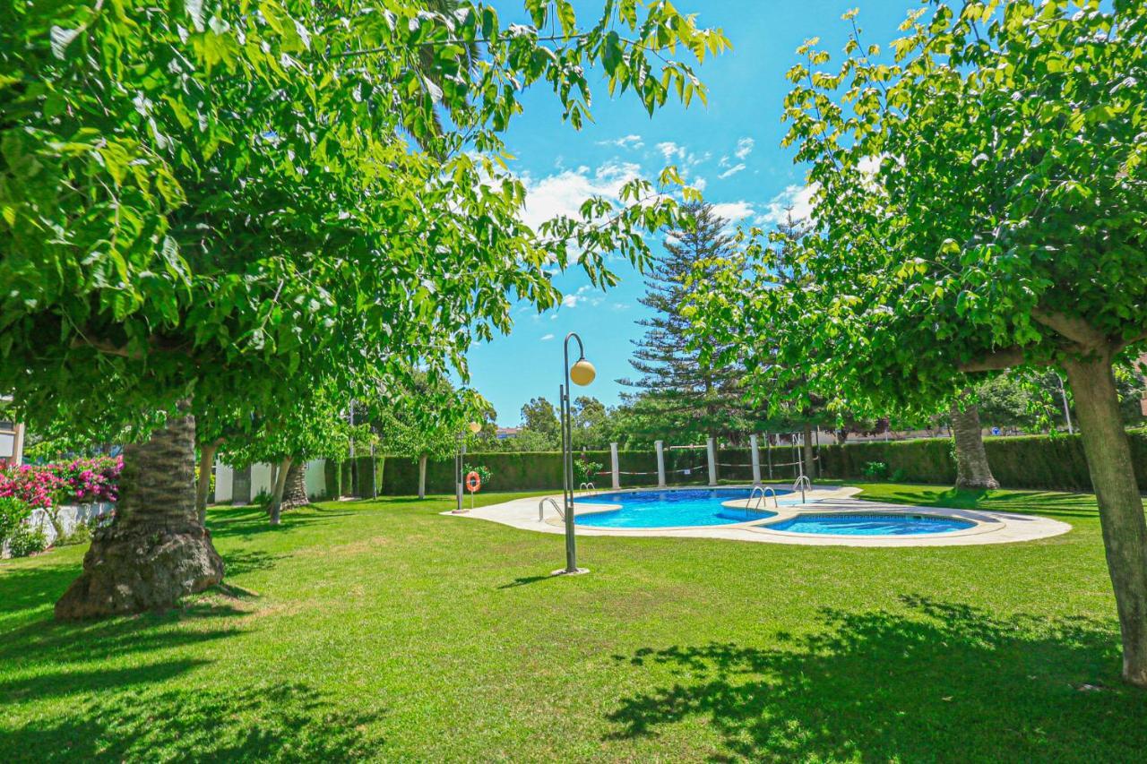 Regata Litoral Costa Dorada - Only Families Apartment Кембрилс Екстериор снимка