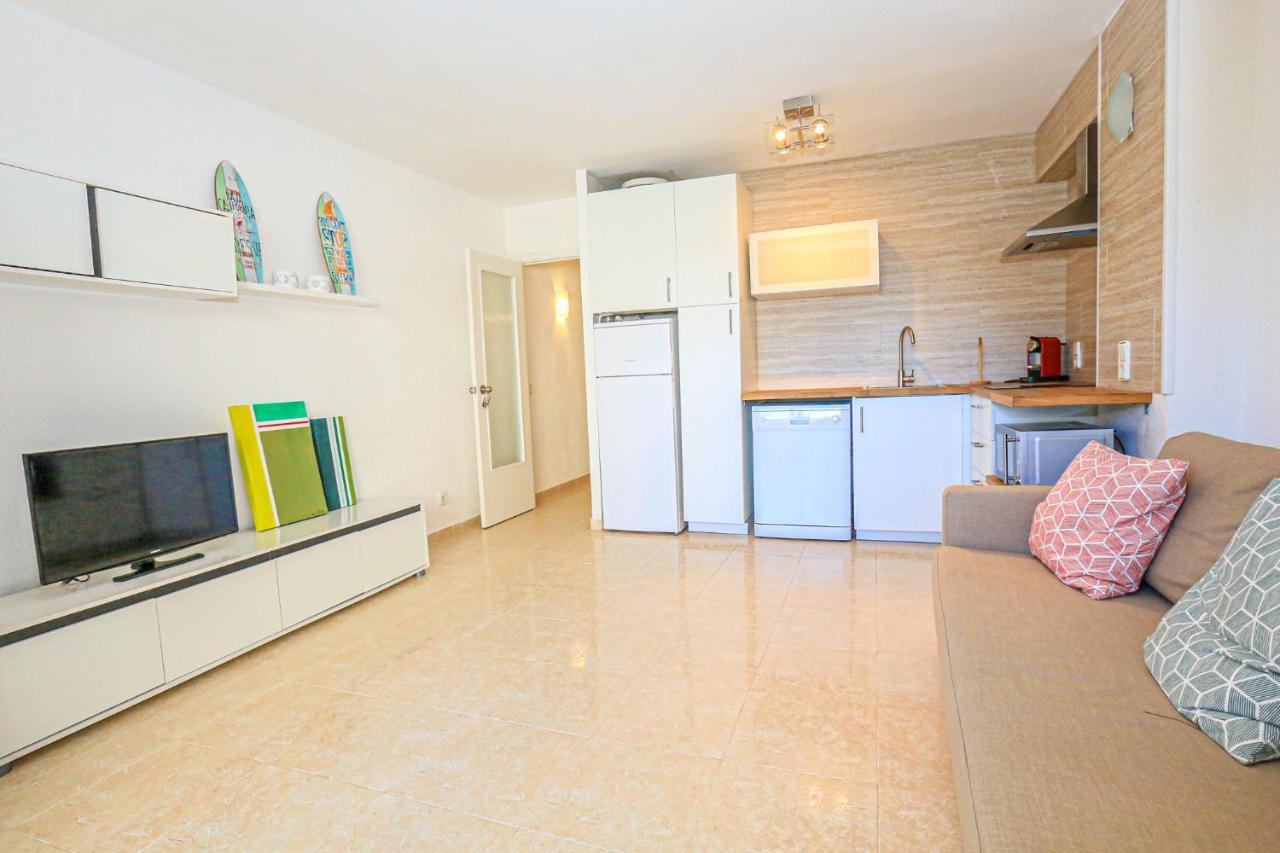 Regata Litoral Costa Dorada - Only Families Apartment Кембрилс Екстериор снимка