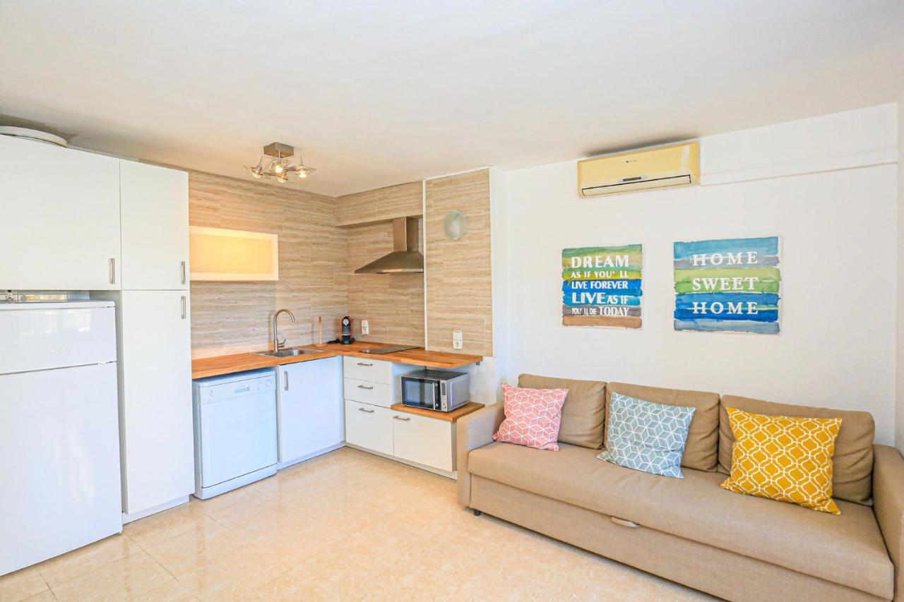 Regata Litoral Costa Dorada - Only Families Apartment Кембрилс Екстериор снимка