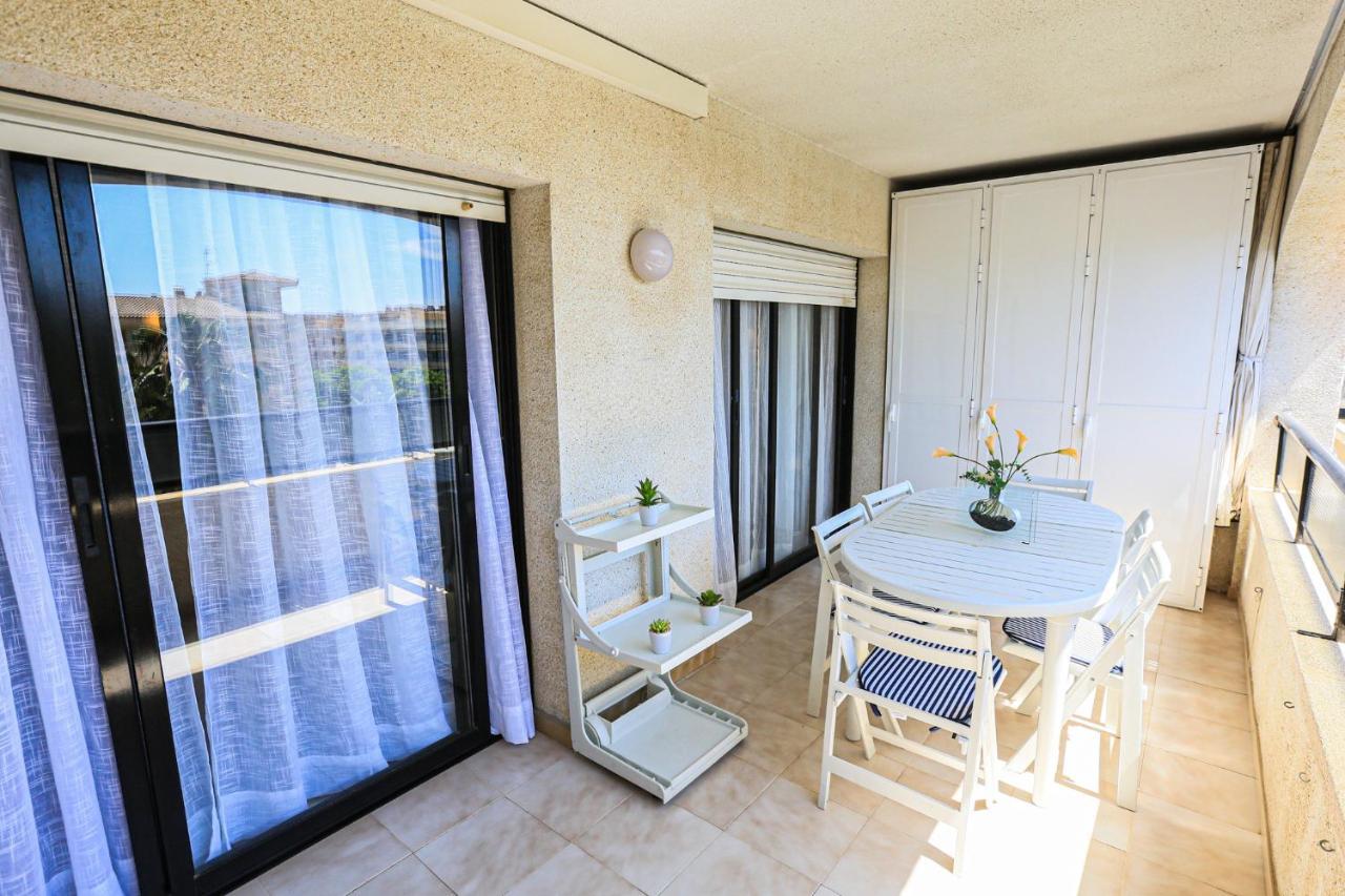 Regata Litoral Costa Dorada - Only Families Apartment Кембрилс Екстериор снимка